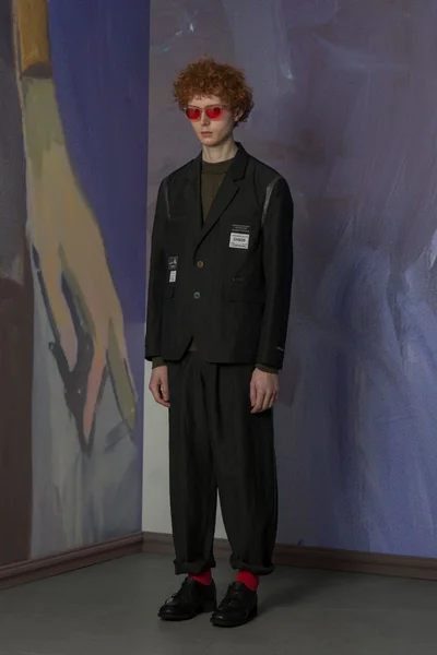 Look 7